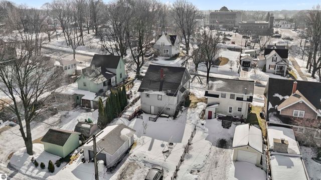 507 Lincoln Street, Cadillac, MI 49601