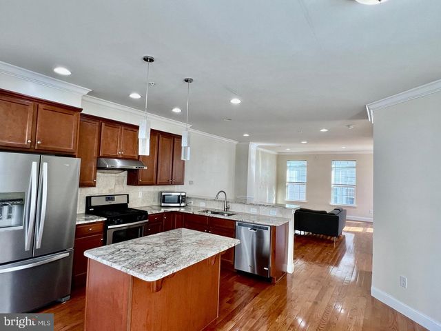 1329 PARISH AVE, Claymont, DE 19703