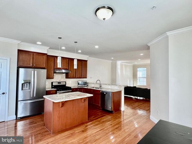 1329 PARISH AVE, Claymont, DE 19703