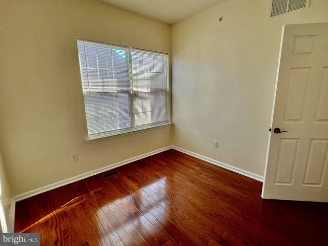 1329 PARISH AVE, Claymont, DE 19703
