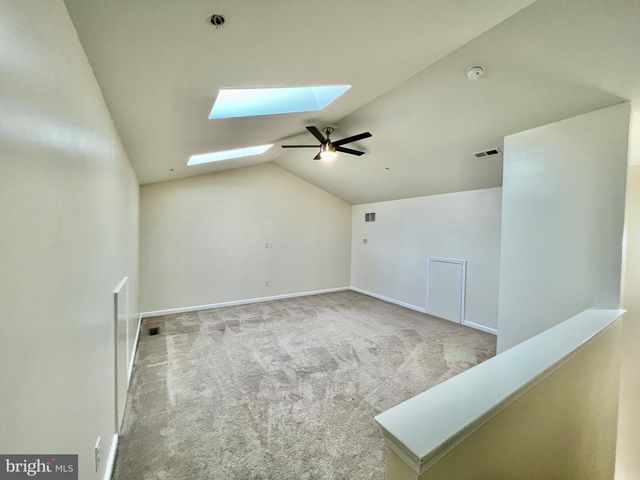 1329 PARISH AVE, Claymont, DE 19703