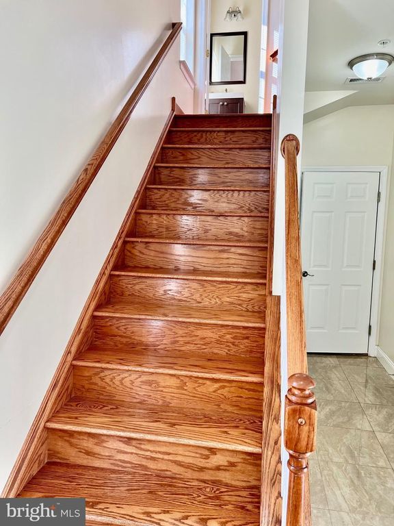 1329 PARISH AVE, Claymont, DE 19703