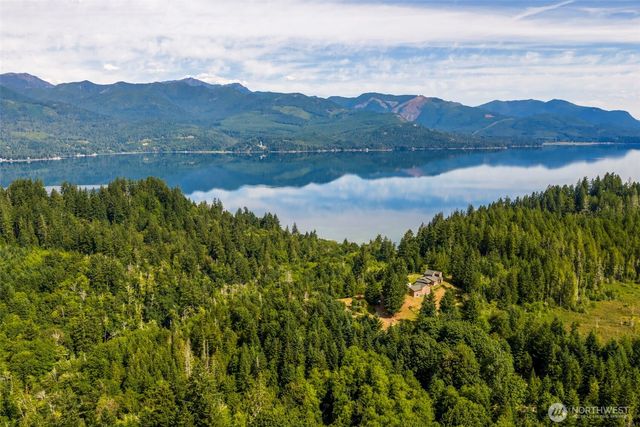 21825 Open Range Drive NW, Seabeck, WA 98380
