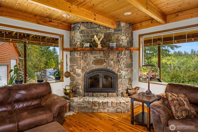21825 Open Range Drive NW, Seabeck, WA 98380
