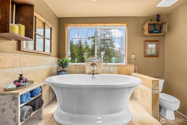 21825 Open Range Drive NW, Seabeck, WA 98380