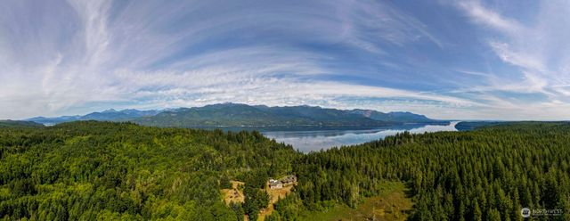 21825 Open Range Drive NW, Seabeck, WA 98380