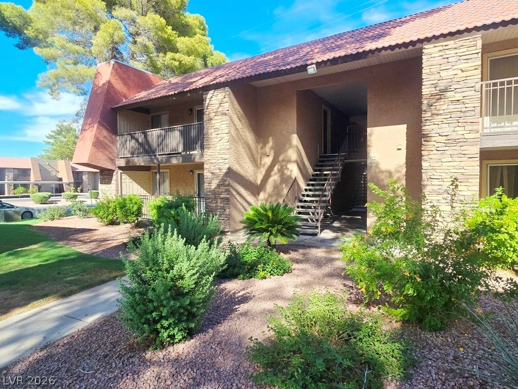 5207 Indian River Drive 246, Las Vegas, NV 89103 — photo 2