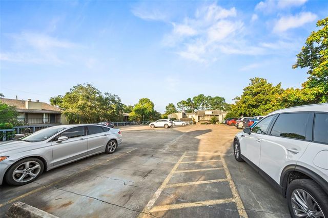 5711 Sugar Hill Drive 20, Houston, TX 77057