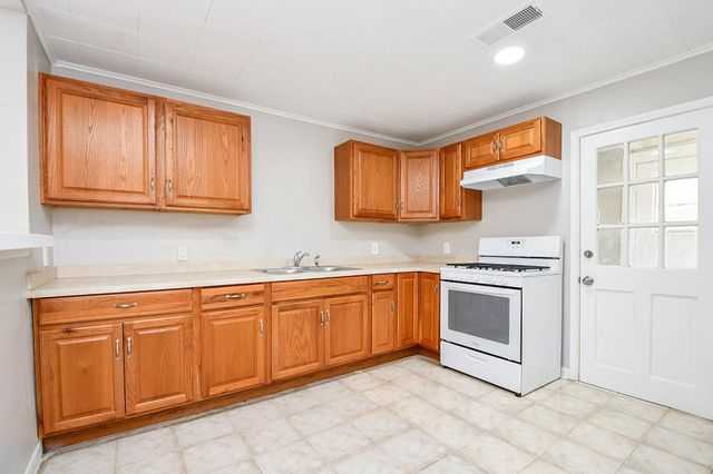 1606 Harris Avenue, Pasadena, TX 77506