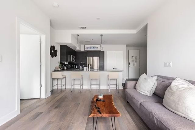 1800 E 4th ST 350, Austin, TX 78702