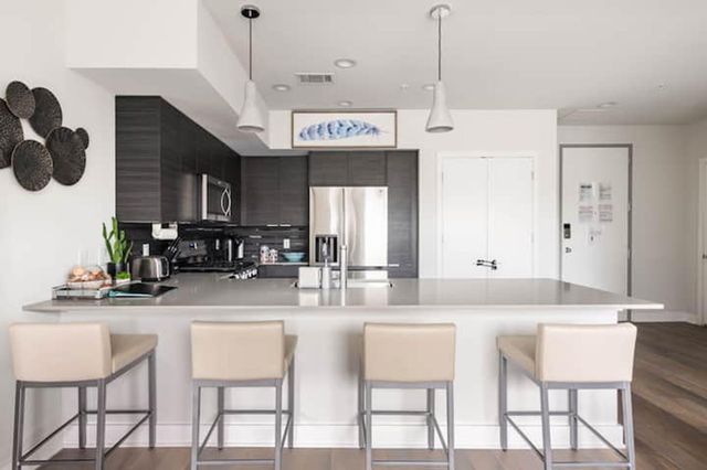 1800 E 4th ST 350, Austin, TX 78702