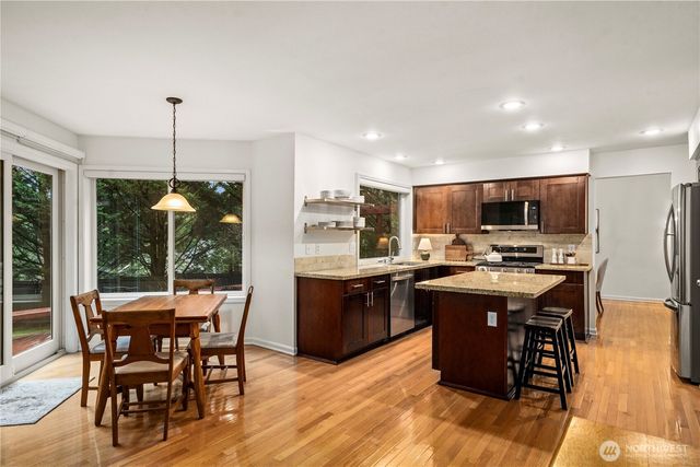 27903 NE 26th Street, Redmond, WA 98053