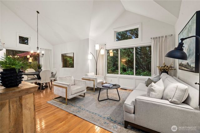 27903 NE 26th Street, Redmond, WA 98053