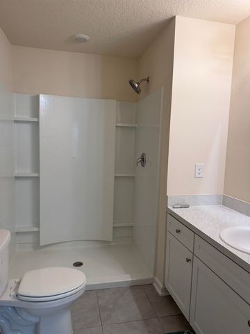 136 Whispering Brook Dr, St Augustine, FL 32084