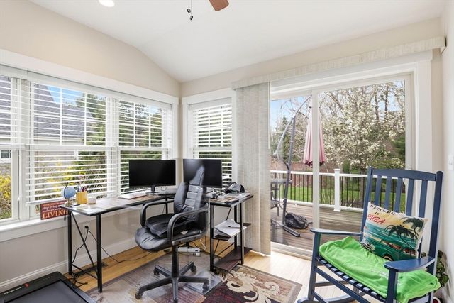 15 Southview Way, Plymouth, MA 02360