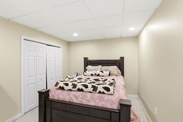 15 Southview Way, Plymouth, MA 02360