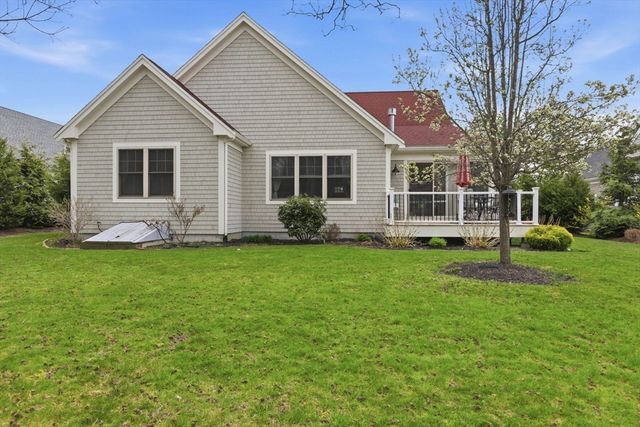 15 Southview Way, Plymouth, MA 02360