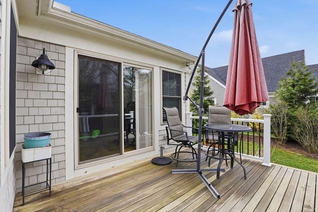 15 Southview Way, Plymouth, MA 02360