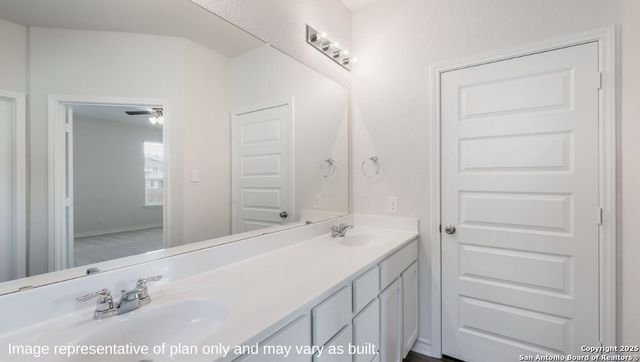 20833 Stonework Spur, San Antonio, TX 78266