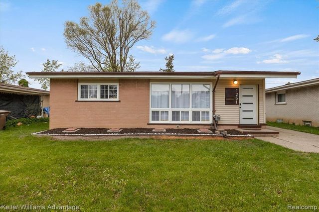1251 Dufrain Avenue, Pontiac, MI 48342