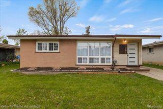 1251 Dufrain Avenue, Pontiac, MI 48342