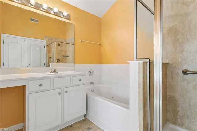 91 Desmonde LN, Williamsburg, VA 23185