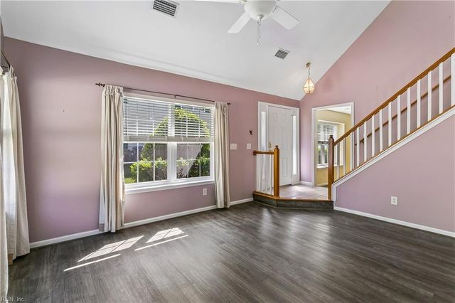 91 Desmonde LN, Williamsburg, VA 23185