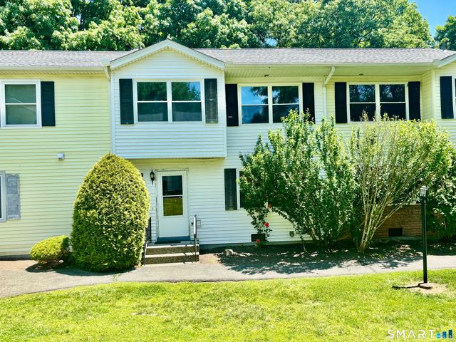 25 Padanaram Road 77, Danbury, CT 06811