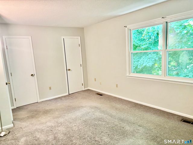 25 Padanaram Road 77, Danbury, CT 06811