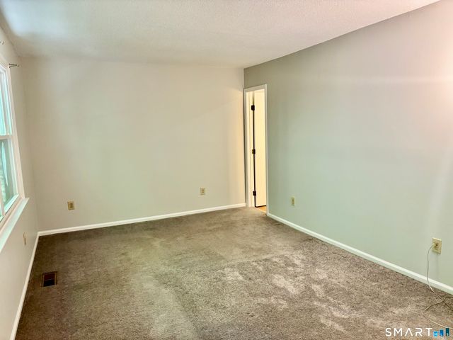 25 Padanaram Road 77, Danbury, CT 06811