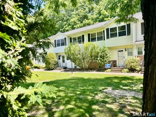 25 Padanaram Road 77, Danbury, CT 06811
