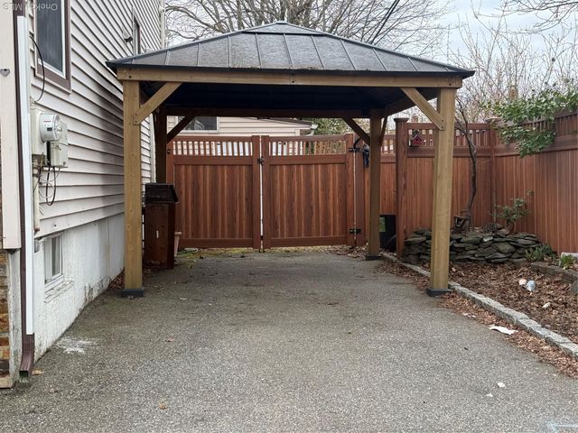 524 Jerusalem Avenue, Hicksville, NY 11801