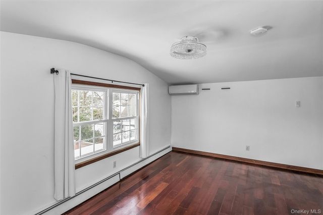 524 Jerusalem Avenue, Hicksville, NY 11801