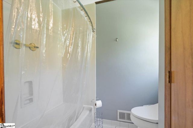 310 Holly Springs Road, Inman, SC 29349