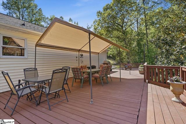 310 Holly Springs Road, Inman, SC 29349