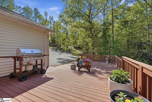 310 Holly Springs Road, Inman, SC 29349