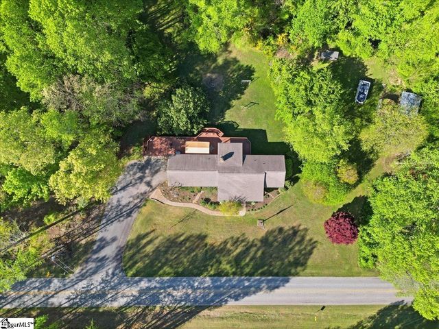 310 Holly Springs Road, Inman, SC 29349
