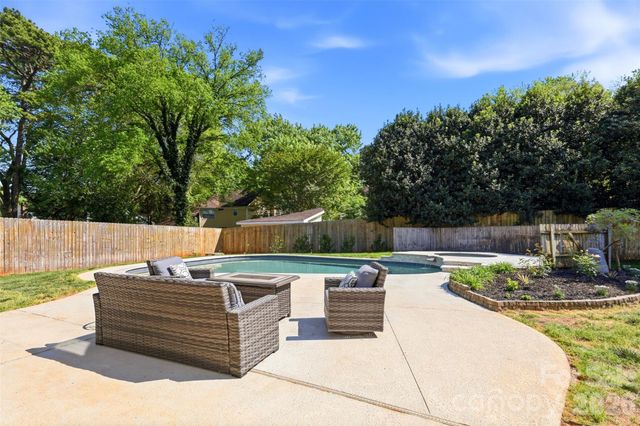 9028 Agnes Park Lane, Huntersville, NC 28078