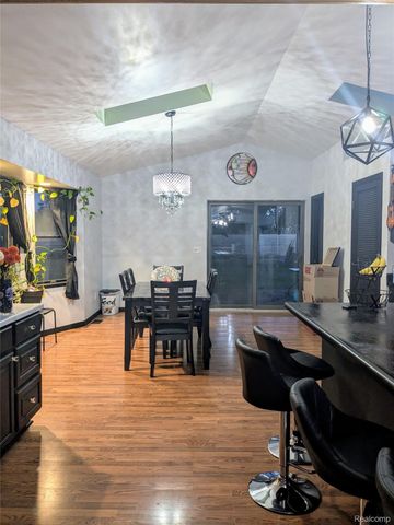 1408 Bowers Road, Lapeer, MI 48446