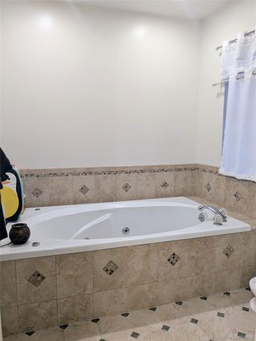 1408 Bowers Road, Lapeer, MI 48446