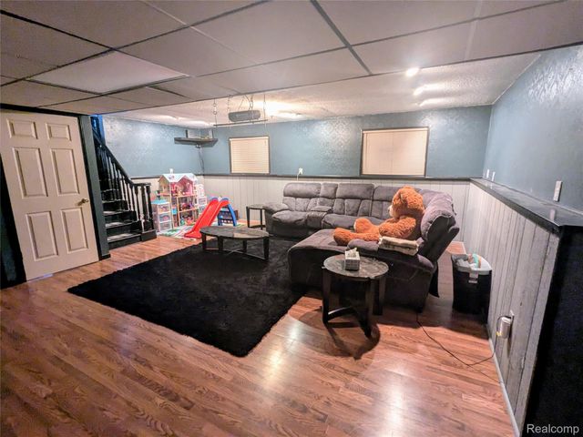 1408 Bowers Road, Lapeer, MI 48446