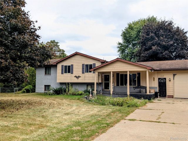 1408 Bowers Road, Lapeer, MI 48446