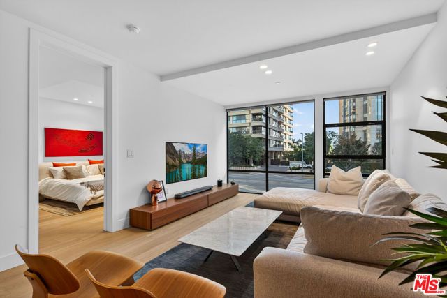 10777 Wilshire Boulevard 208, Los Angeles, CA 90024