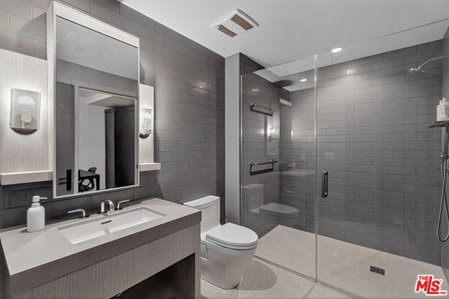 10777 Wilshire Boulevard 208, Los Angeles, CA 90024