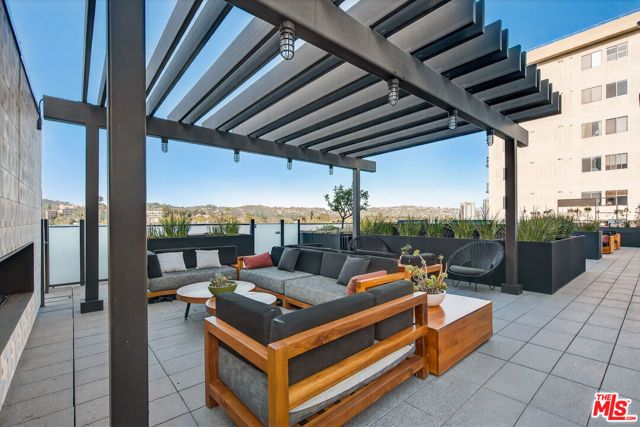 10777 Wilshire Boulevard 208, Los Angeles, CA 90024