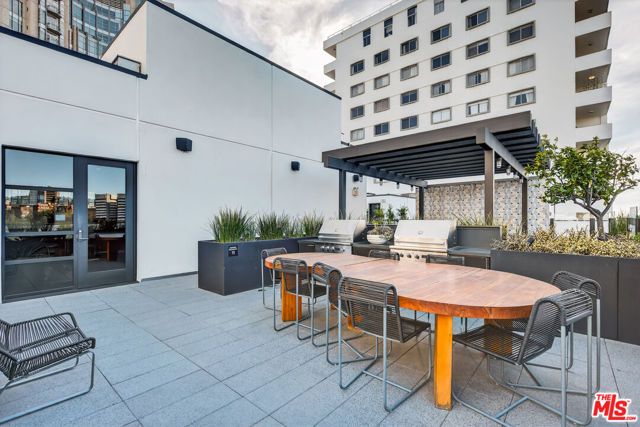 10777 Wilshire Boulevard 208, Los Angeles, CA 90024