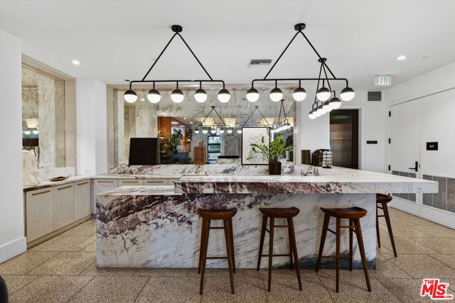 10777 Wilshire Boulevard 208, Los Angeles, CA 90024