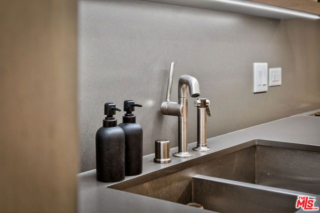 10777 Wilshire Boulevard 208, Los Angeles, CA 90024