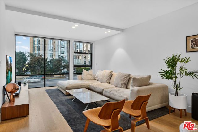 10777 Wilshire Boulevard 208, Los Angeles, CA 90024