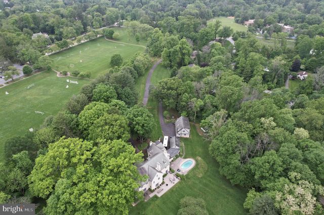 846 MAPLEWOOD RD, Wayne, PA 19087